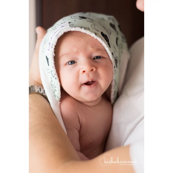 Baby Bálna Babatörölköző