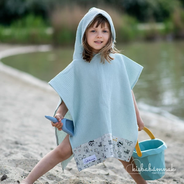 Menta Erdei Mesék Kapucnis StrandTörölköző (1,5 - 5 év)